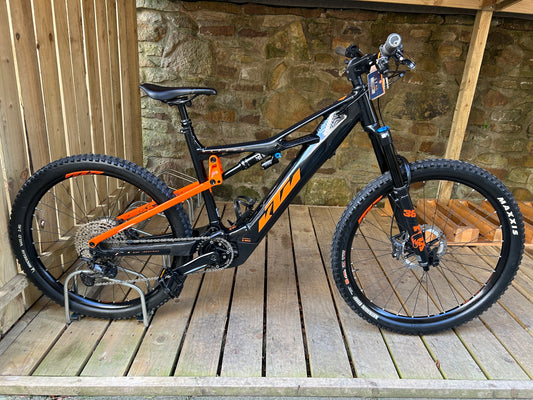 KTM Macina Kapoho 7971 - 29" Shimano XT, Electric Mountain Bike EMTB in Black & Orange - All Sizes