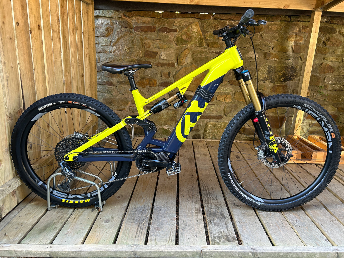 Husqvarna Hard Cross HC5 29/27.5" Electric Mountain Bike - Size Medium USED