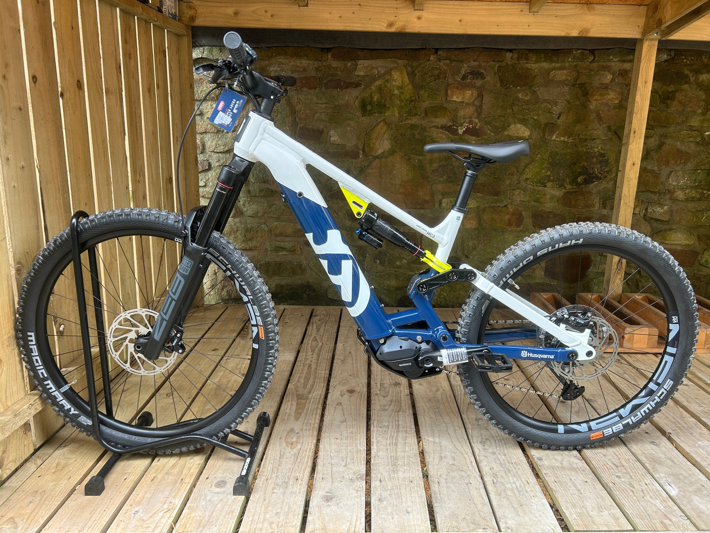 Husqvarna Hard Cross HC3 2025 - Shimano EP6 630Wh - 29/27.5" Electric Mountain Bike