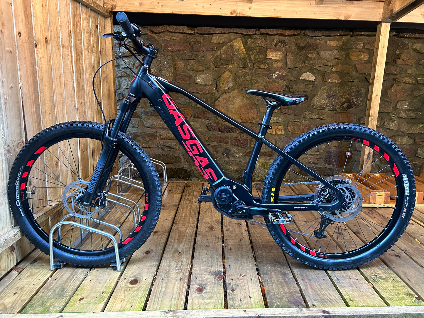 GasGas TRA 4 Hardtail Electric Mountain Bike in Black/Red (All Sizes Available)