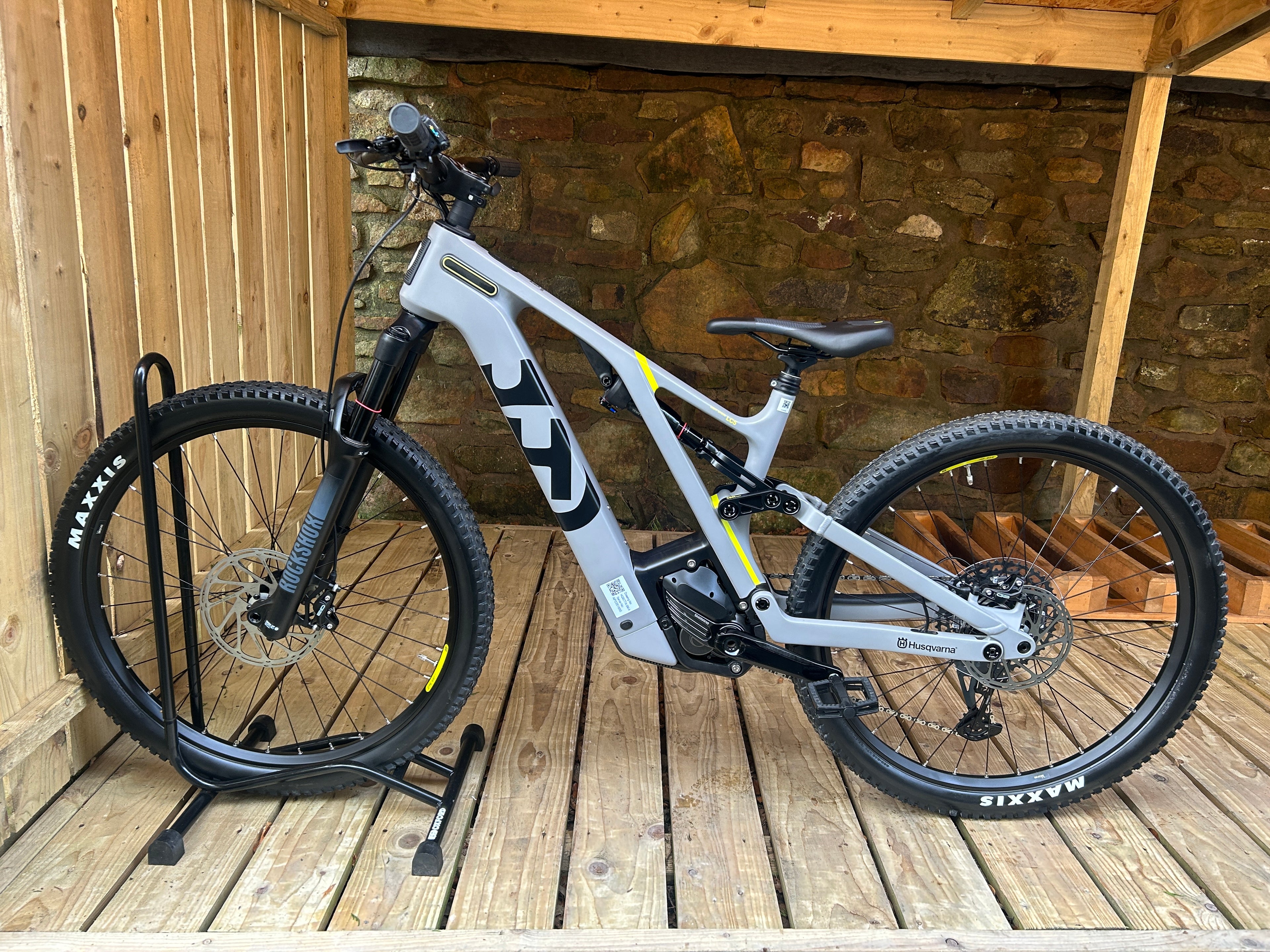 Husqvarna Light Cross LC5 - Shimano EP8, DU-EP801, 250 W, 85 Nm, SRAM GX Eagle eBike EMTB (Size Small)