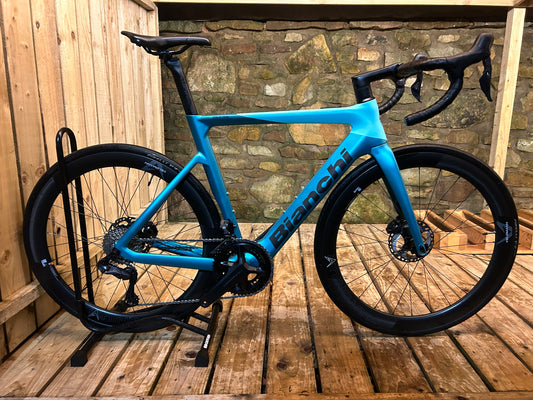 Bianchi E-Oltre Ultegra Di2 2x12Sp X30 Electric Road Bike - Mahle X30 Drive unit, 40Nm, 250W