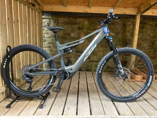 KTM Macina Kapoho 8971 DI2 - 29 /27.5 Wheel Electric Mountain Bike - 800Wh Battery